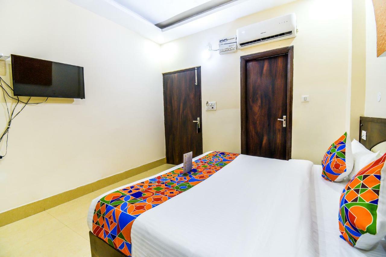 Fabhotel Js Regency Gt Road Amritsar Zewnętrze zdjęcie