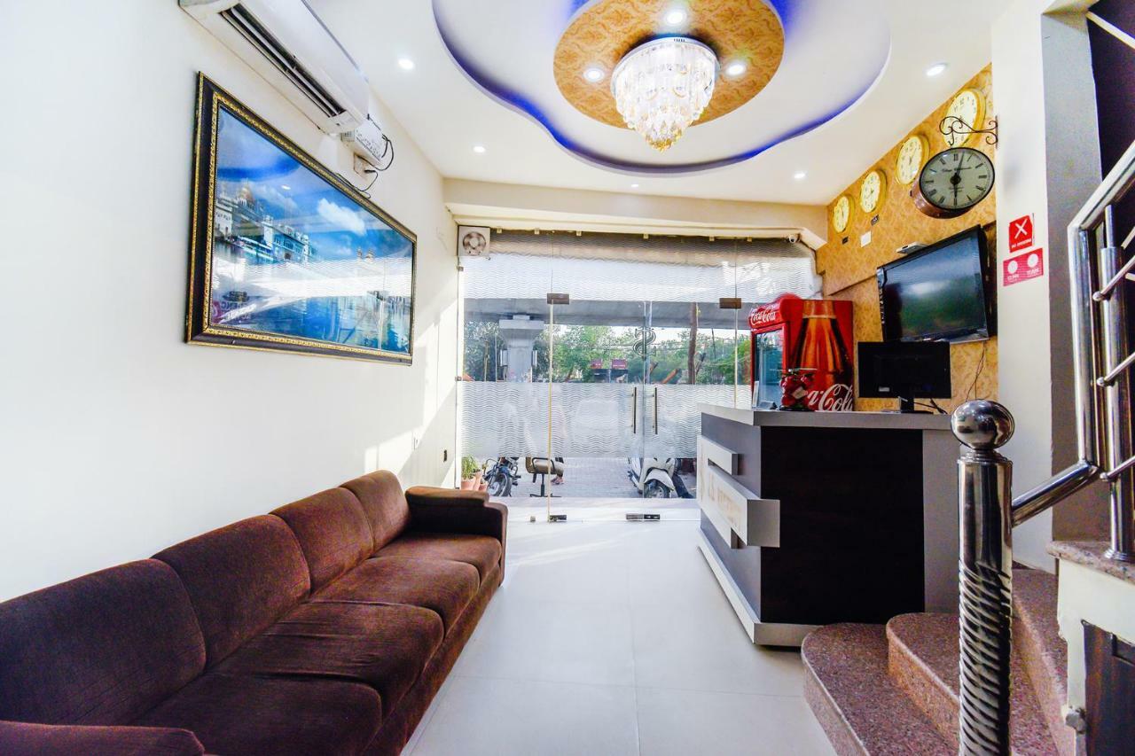 Fabhotel Js Regency Gt Road Amritsar Zewnętrze zdjęcie